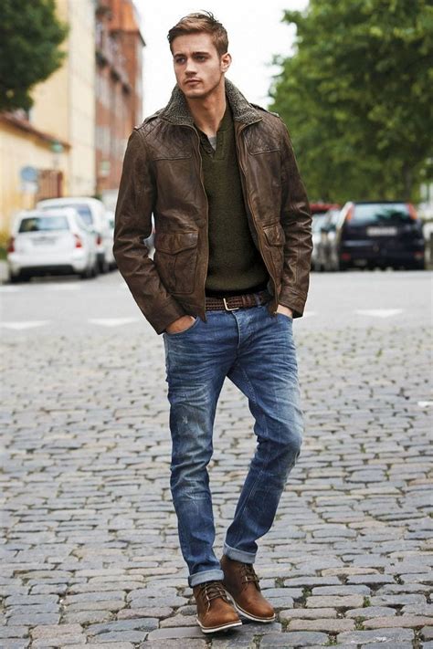 how to wear brown sneakers